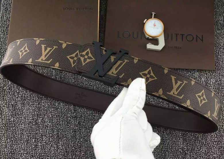 LV Belt 38mmX95-125cm 7D (100)